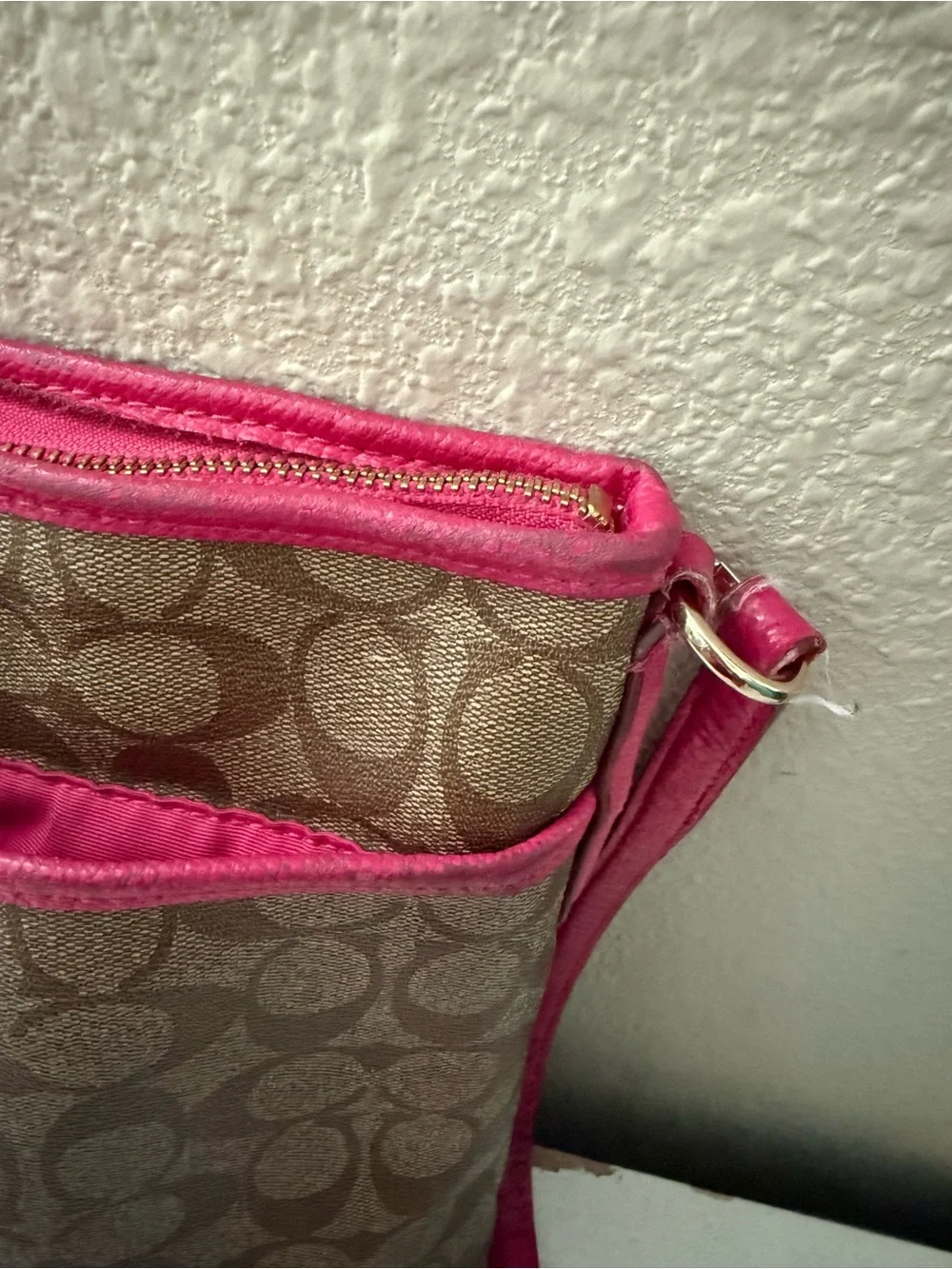 Coach crossbody signature